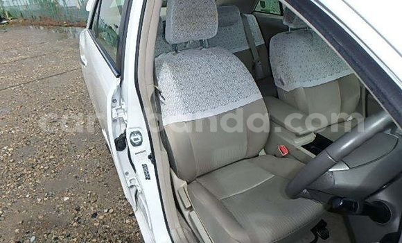 Gura Yakoze Toyota Premio White Imodoka i Kampala mu Uganda Gura Yakoze Toyota Premio White Imodoka i Kampala mu Uganda