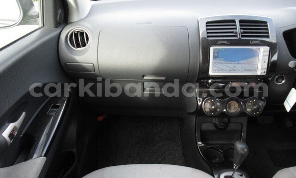 Buy Used Toyota IST Beige Car in Kampala in Uganda Buy Used Toyota IST Beige Car in Kampala in Uganda