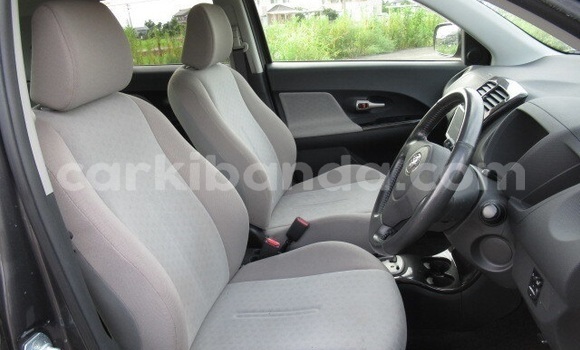 Buy Used Toyota IST Beige Car in Kampala in Uganda Buy Used Toyota IST Beige Car in Kampala in Uganda