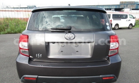 Buy Used Toyota IST Beige Car in Kampala in Uganda Buy Used Toyota IST Beige Car in Kampala in Uganda