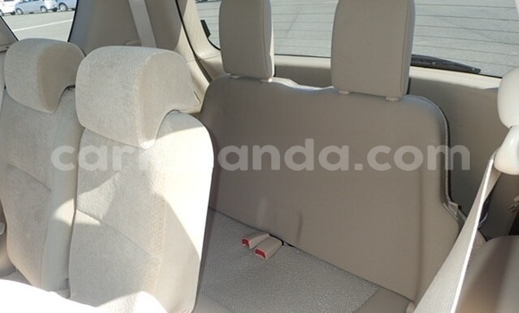 Gura Yakoze Toyota Spacio White Imodoka i Kampala mu Uganda Gura Yakoze Toyota Spacio White Imodoka i Kampala mu Uganda