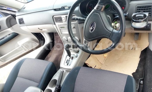 Gura Nshya Subaru Forester Black Imodoka i Kampala mu Uganda Gura Nshya Subaru Forester Black Imodoka i Kampala mu Uganda