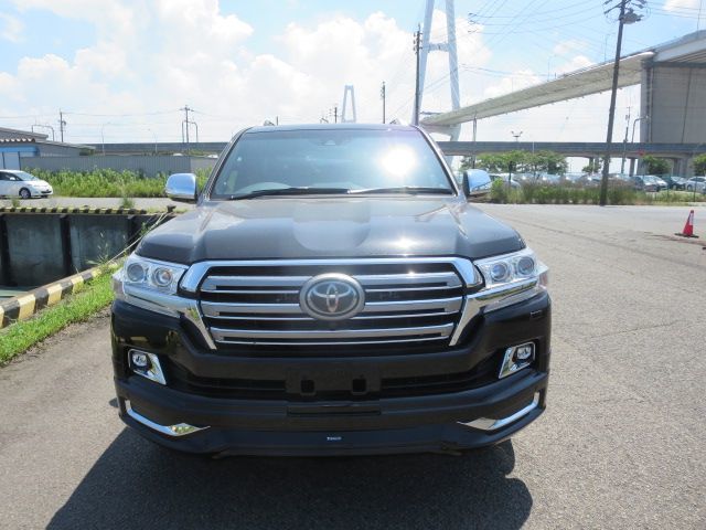 Buy used toyota land cruiser black car in kampala in uganda