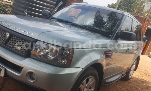 Nunua Ilio tumika Land Rover Range Rover Sport Fedha Gari ndani ya Kampala nchini Uganda Nunua Ilio tumika Land Rover Range Rover Sport Fedha Gari ndani ya Kampala nchini Uganda