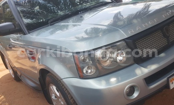 Nunua Ilio tumika Land Rover Range Rover Sport Fedha Gari ndani ya Kampala nchini Uganda Nunua Ilio tumika Land Rover Range Rover Sport Fedha Gari ndani ya Kampala nchini Uganda