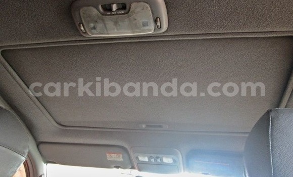 Nunua Ilio tumika Toyota Land Cruiser Fedha Gari ndani ya Kampala nchini Uganda Nunua Ilio tumika Toyota Land Cruiser Fedha Gari ndani ya Kampala nchini Uganda
