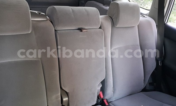 Nunua Ilio tumika Toyota Land Cruiser Prado Fedha Gari ndani ya Kampala nchini Uganda Nunua Ilio tumika Toyota Land Cruiser Prado Fedha Gari ndani ya Kampala nchini Uganda