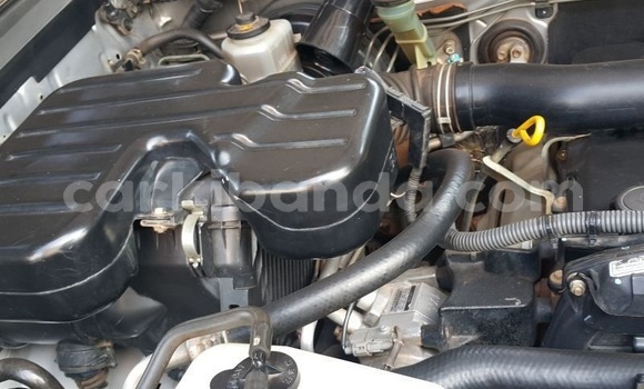 Nunua Ilio tumika Toyota Land Cruiser Prado Fedha Gari ndani ya Kampala nchini Uganda Nunua Ilio tumika Toyota Land Cruiser Prado Fedha Gari ndani ya Kampala nchini Uganda