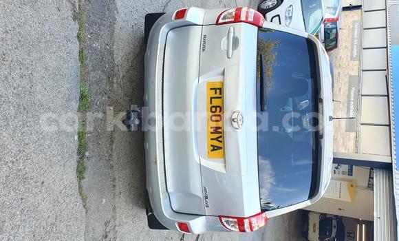 Nunua Ilio tumika Toyota Vanguard Nyingine Gari ndani ya Kampala nchini Uganda Nunua Ilio tumika Toyota Vanguard Nyingine Gari ndani ya Kampala nchini Uganda