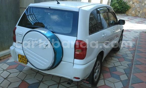 Buy Used Toyota RAV4 White Car in Kampala in Uganda Buy Used Toyota RAV4 White Car in Kampala in Uganda