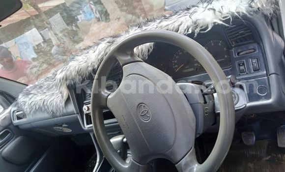 Buy Used Toyota Hiace White Car in Adjumani in Northern Buy Used Toyota Hiace White Car in Adjumani in Northern