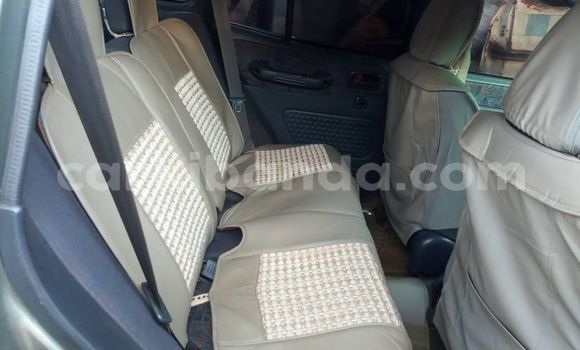 Acheter Occasion Voiture Toyota RAV4 Gris à Adjumani, Nord Acheter Occasion Voiture Toyota RAV4 Gris à Adjumani, Nord