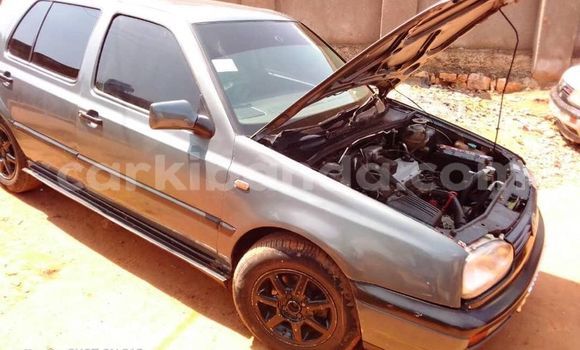 Acheter Occasion Voiture Volkswagen Golf Bleu à Adjumani, Nord Acheter Occasion Voiture Volkswagen Golf Bleu à Adjumani, Nord