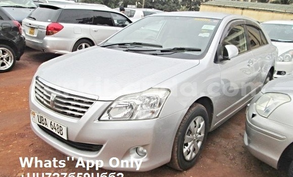 Gura Yakoze Toyota Premio Silver Imodoka i Kampala mu Uganda Gura Yakoze Toyota Premio Silver Imodoka i Kampala mu Uganda