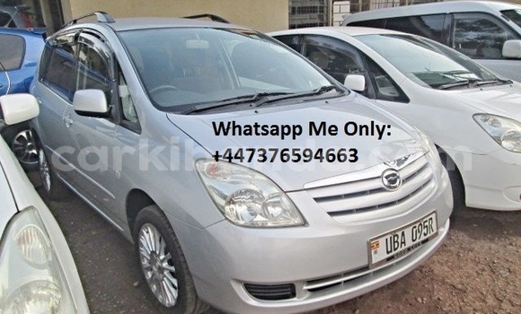 Gura Yakoze Toyota Spacio Silver Imodoka i Kampala mu Uganda Gura Yakoze Toyota Spacio Silver Imodoka i Kampala mu Uganda