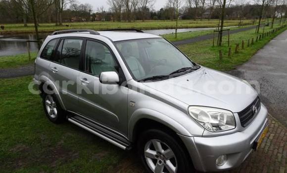 Gura Yakoze Toyota RAV4 Other Imodoka i Kampala mu Uganda Gura Yakoze Toyota RAV4 Other Imodoka i Kampala mu Uganda