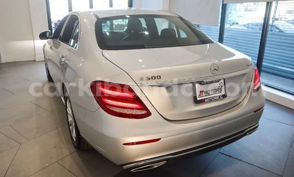 Gura Yakoze Mercedes‒Benz SL-klasse Other Imodoka i Kampala mu Uganda Gura Yakoze Mercedes‒Benz SL-klasse Other Imodoka i Kampala mu Uganda