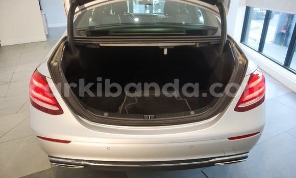 Gura Yakoze Mercedes‒Benz SL-klasse Other Imodoka i Kampala mu Uganda Gura Yakoze Mercedes‒Benz SL-klasse Other Imodoka i Kampala mu Uganda