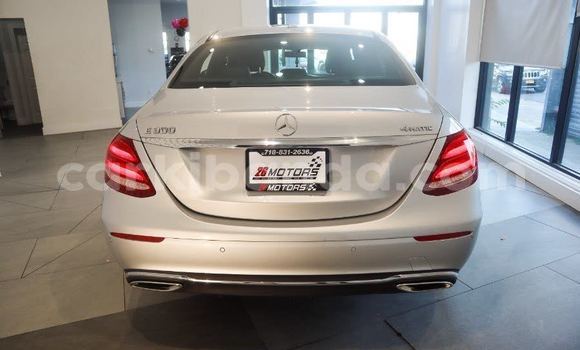 Gura Yakoze Mercedes‒Benz SL-klasse Other Imodoka i Kampala mu Uganda Gura Yakoze Mercedes‒Benz SL-klasse Other Imodoka i Kampala mu Uganda