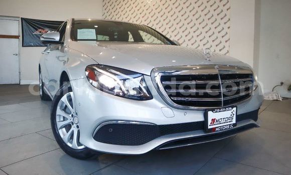 Gura Yakoze Mercedes‒Benz SL-klasse Other Imodoka i Kampala mu Uganda Gura Yakoze Mercedes‒Benz SL-klasse Other Imodoka i Kampala mu Uganda