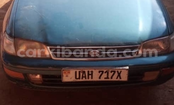Gura Yakoze Toyota Corona Green Imodoka i Mpigi mu Central Gura Yakoze Toyota Corona Green Imodoka i Mpigi mu Central