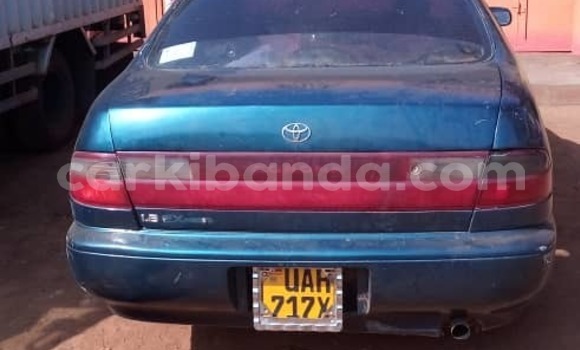 Gura Yakoze Toyota Corona Green Imodoka i Mpigi mu Central Gura Yakoze Toyota Corona Green Imodoka i Mpigi mu Central