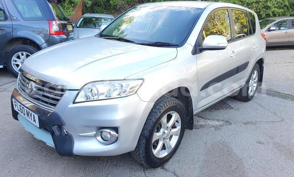 Gura Yakoze Toyota Vanguard Other Imodoka i Kampala mu Uganda Gura Yakoze Toyota Vanguard Other Imodoka i Kampala mu Uganda