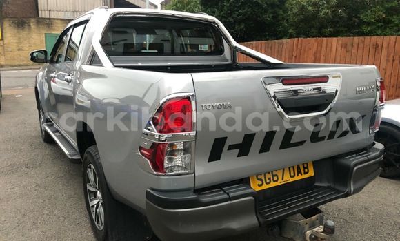 Buy Used Toyota Hilux Beige Car in Kampala in Uganda Buy Used Toyota Hilux Beige Car in Kampala in Uganda
