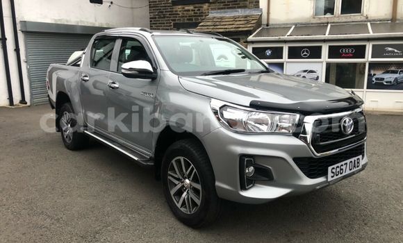 Buy Used Toyota Hilux Beige Car in Kampala in Uganda Buy Used Toyota Hilux Beige Car in Kampala in Uganda
