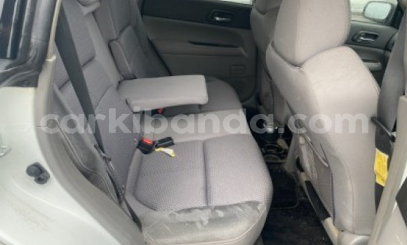 Gura Yakoze Subaru Forester White Imodoka i Kampala mu Uganda Gura Yakoze Subaru Forester White Imodoka i Kampala mu Uganda