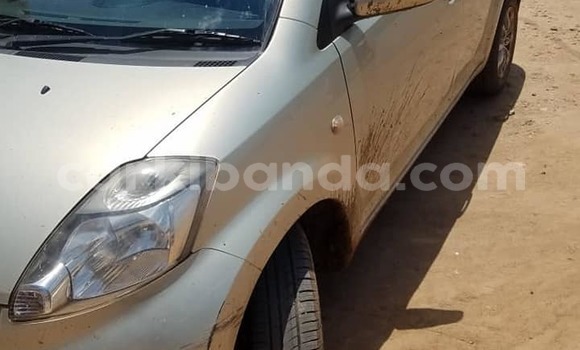 Gura Yakoze Toyota Passo Silver Imodoka i Kampala mu Uganda Gura Yakoze Toyota Passo Silver Imodoka i Kampala mu Uganda