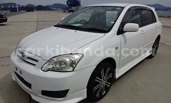 Nunua Ilio tumika Toyota Allex Nyeupe Gari ndani ya Kampala nchini Uganda Nunua Ilio tumika Toyota Allex Nyeupe Gari ndani ya Kampala nchini Uganda