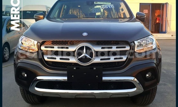 Acheter Occasion Voiture Mercedes Viano Noir à Import - Dubai, Ouganda