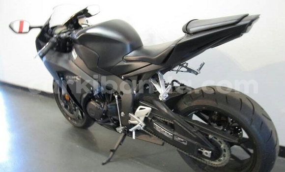 Gura Yakoze Honda CBR 1000 RR Black Bike i Busembatia mu Eastern Gura Yakoze Honda CBR 1000 RR Black Bike i Busembatia mu Eastern