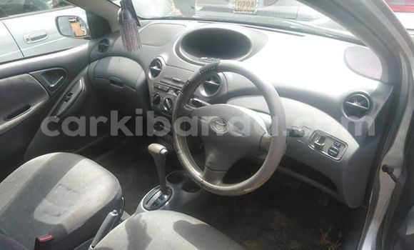 Gura Yakoze Toyota Vitz Other Imodoka i Kampala mu Uganda Gura Yakoze Toyota Vitz Other Imodoka i Kampala mu Uganda