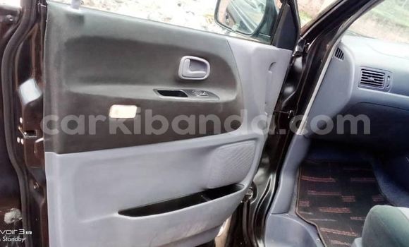 Gura Yakoze Toyota Noah Black Imodoka i Adjumani mu Northern Gura Yakoze Toyota Noah Black Imodoka i Adjumani mu Northern