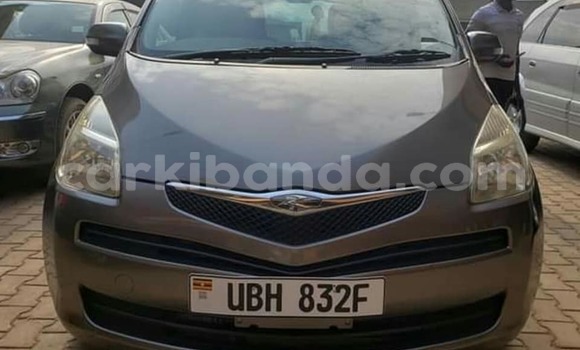 Gura Yakoze Toyota Ractis Black Imodoka i Adjumani mu Northern Gura Yakoze Toyota Ractis Black Imodoka i Adjumani mu Northern