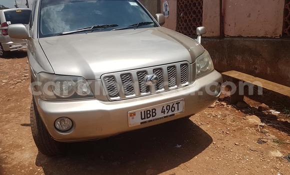 Gura Yakoze Toyota Kruger Beige Imodoka i Adjumani mu Northern