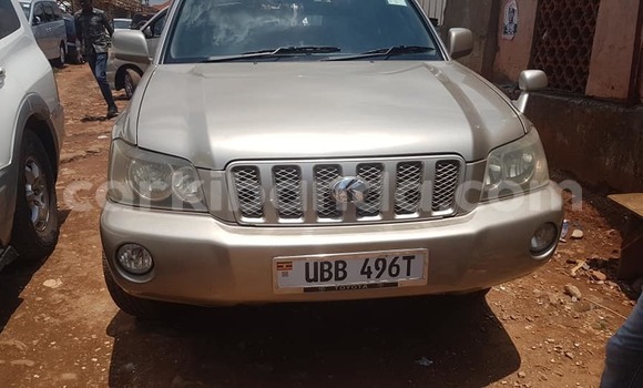 Buy Used Toyota Kruger Beige Car in Adjumani in Northern Buy Used Toyota Kruger Beige Car in Adjumani in Northern