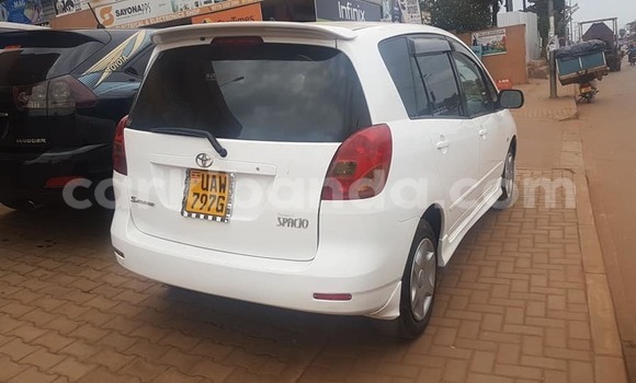 Gura Yakoze Toyota Spacio White Imodoka i Adjumani mu Northern Gura Yakoze Toyota Spacio White Imodoka i Adjumani mu Northern