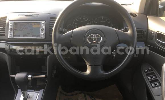 Gura Yakoze Toyota Carina Silver Imodoka i Kampala mu Uganda Gura Yakoze Toyota Carina Silver Imodoka i Kampala mu Uganda