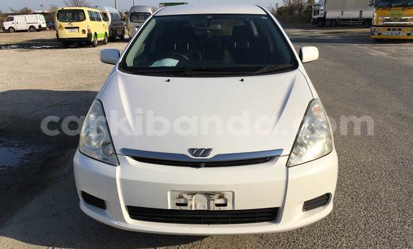 Buy Used Toyota Wish White Car in Kampala in Uganda Buy Used Toyota Wish White Car in Kampala in Uganda