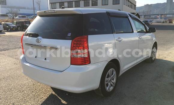 Buy Used Toyota Wish White Car in Kampala in Uganda Buy Used Toyota Wish White Car in Kampala in Uganda