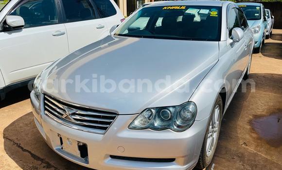 Gura Nshya Toyota Mark X Silver Imodoka i Kampala mu Uganda Gura Nshya Toyota Mark X Silver Imodoka i Kampala mu Uganda
