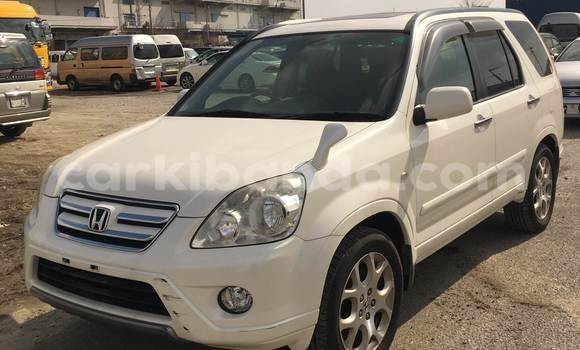 Gura Yakoze Honda CR–V White Imodoka i Kampala mu Uganda Gura Yakoze Honda CR–V White Imodoka i Kampala mu Uganda