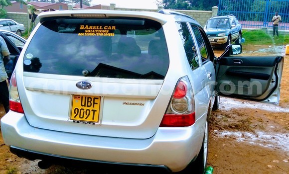 Gura Yakoze Subaru Forester Silver Imodoka i Kampala mu Uganda Gura Yakoze Subaru Forester Silver Imodoka i Kampala mu Uganda