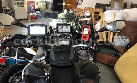 Buy Used BMW R 1200 GS Black Bike in Kampala in Uganda Buy Used BMW R 1200 GS Black Bike in Kampala in Uganda