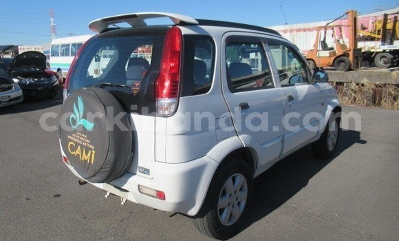 Nunua Ilio tumika Toyota Cami Nyeupe Gari ndani ya Kampala nchini Uganda Nunua Ilio tumika Toyota Cami Nyeupe Gari ndani ya Kampala nchini Uganda