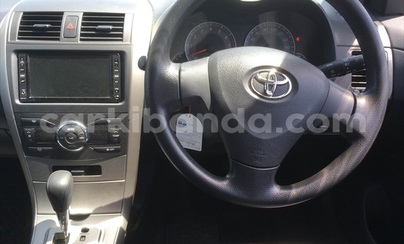 Nunua Ilio tumika Toyota Fielder Bluu Gari ndani ya Kampala nchini Uganda Nunua Ilio tumika Toyota Fielder Bluu Gari ndani ya Kampala nchini Uganda