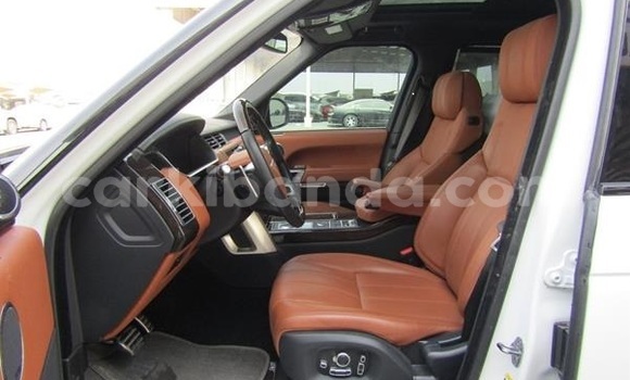 Buy Used Land Rover Range Rover White Car in Adjumani in Northern Buy Used Land Rover Range Rover White Car in Adjumani in Northern